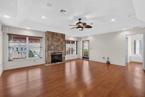 Villa ou maison à vendre à The Villages, Floride: 2 chambres, 198.63 m2 № 2306203 - photo 28
