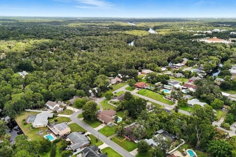 House in Ormond Beach, Florida 5 bedrooms, 287.44 sq.m. № 1853588 - photo 8