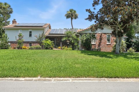 House in Ormond Beach, Florida 5 bedrooms, 287.44 sq.m. № 1853588 - photo 11