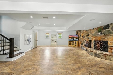House in Ormond Beach, Florida 5 bedrooms, 287.44 sq.m. № 1853588 - photo 30