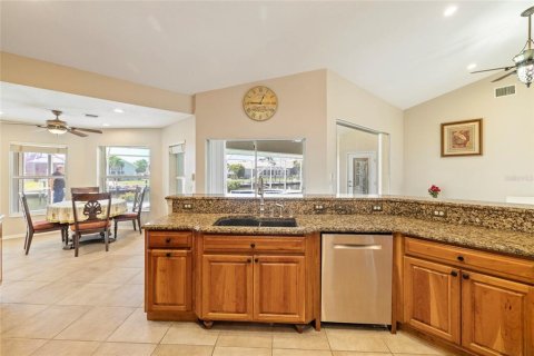 Casa en venta en Punta Gorda, Florida, 4 dormitorios, 248.14 m2 № 1612626 - foto 20