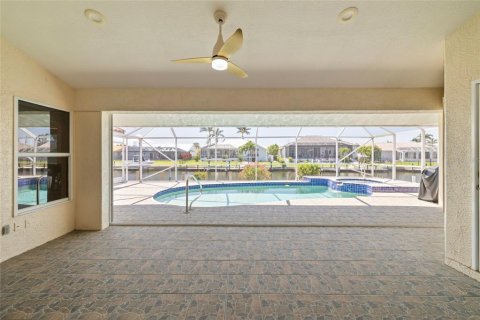 Casa en venta en Punta Gorda, Florida, 4 dormitorios, 248.14 m2 № 1612626 - foto 18