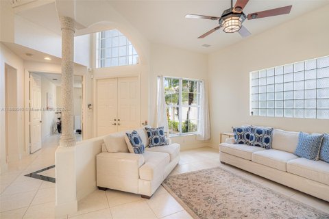 Villa ou maison à vendre à Coral Springs, Floride: 5 chambres, 282.24 m2 № 1921769 - photo 13