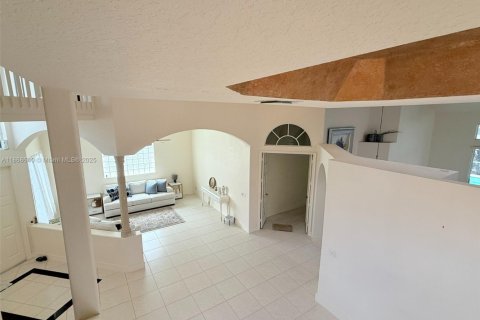 Villa ou maison à vendre à Coral Springs, Floride: 5 chambres, 282.24 m2 № 1921769 - photo 16