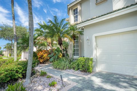 Villa ou maison à vendre à Coral Springs, Floride: 5 chambres, 282.24 m2 № 1921769 - photo 4