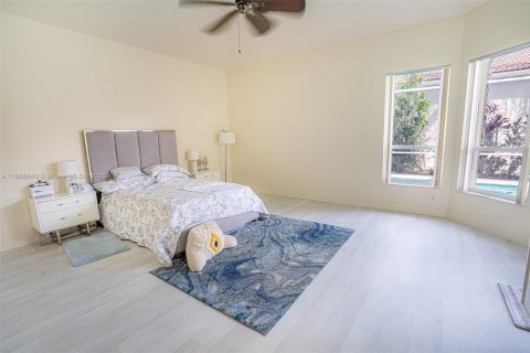 Villa ou maison à vendre à Coral Springs, Floride: 5 chambres, 282.24 m2 № 1921769 - photo 25