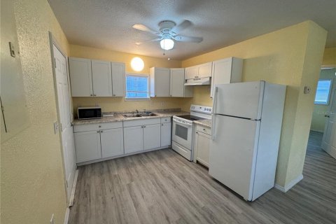 Villa ou maison à vendre à Summerfield, Floride: 2 chambres, 62.43 m2 № 1900958 - photo 6