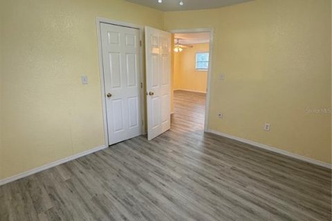 Casa en venta en Summerfield, Florida, 2 dormitorios, 62.43 m2 № 1900958 - foto 7