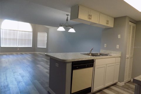 Copropriété à louer à Kissimmee, Floride: 3 chambres, 119.57 m2 № 2429352 - photo 6
