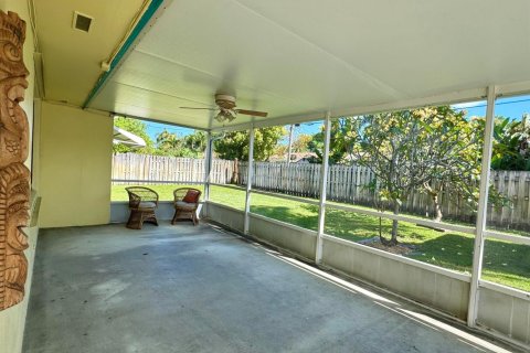 House in Hollywood, Florida 3 bedrooms, 167.32 sq.m. № 2083235 - photo 15