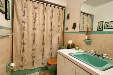 House in Hollywood, Florida 3 bedrooms, 167.32 sq.m. № 2083235 - photo 14