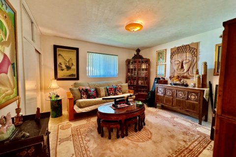 House in Hollywood, Florida 3 bedrooms, 167.32 sq.m. № 2083235 - photo 7