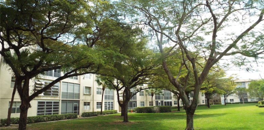 Condominio en Coconut Creek, Florida, 2 dormitorios  № 1072592