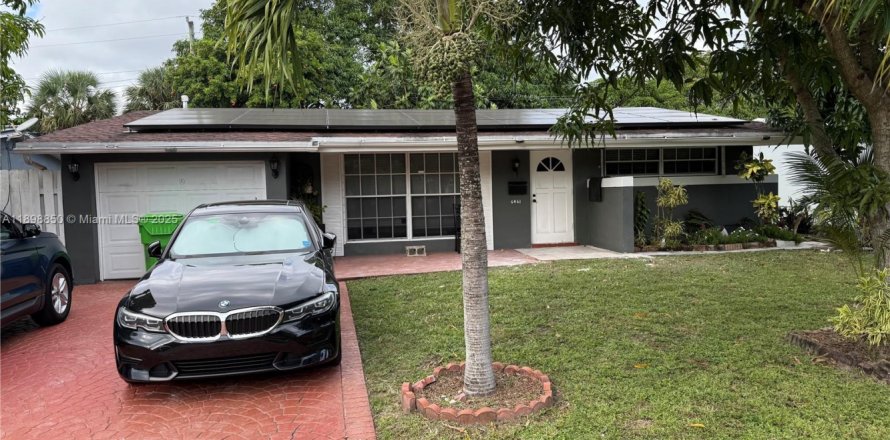 Casa en Sunrise, Florida 3 dormitorios, 148.55 m2 № 1951363