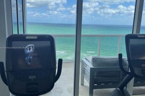 Copropriété à vendre à Sunny Isles Beach, Floride: 1 chambre, 81.85 m2 № 1967843 - photo 21
