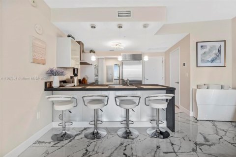 Copropriété à vendre à Sunny Isles Beach, Floride: 1 chambre, 81.85 m2 № 1967843 - photo 2