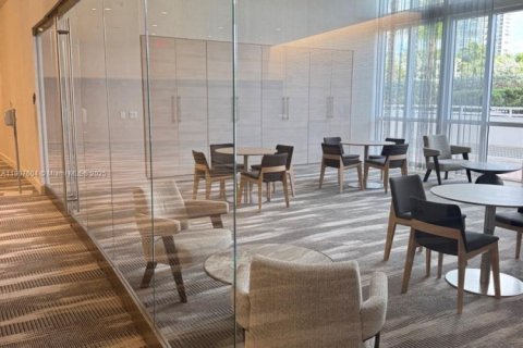 Copropriété à vendre à Sunny Isles Beach, Floride: 1 chambre, 81.85 m2 № 1967843 - photo 27