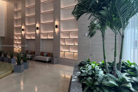 Copropriété à vendre à Sunny Isles Beach, Floride: 1 chambre, 81.85 m2 № 1967843 - photo 18
