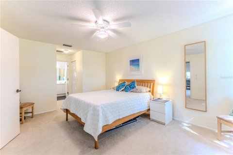 House in Spring Hill, Florida 2 bedrooms, 120.59 sq.m. № 1903967 - photo 26