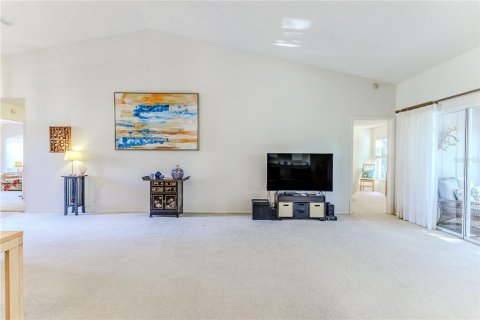 House in Spring Hill, Florida 2 bedrooms, 120.59 sq.m. № 1903967 - photo 14