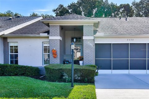 House in Spring Hill, Florida 2 bedrooms, 120.59 sq.m. № 1903967 - photo 1