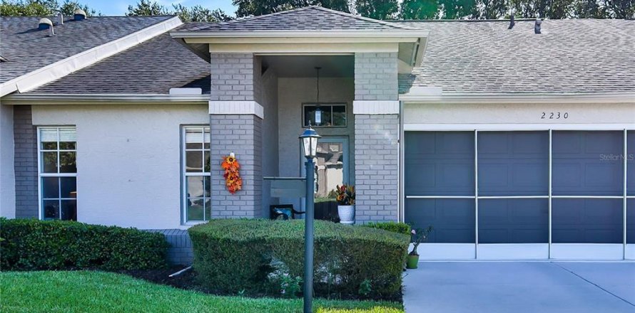 House in Spring Hill, Florida 2 bedrooms, 120.59 sq.m. № 1903967