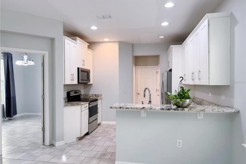 Villa ou maison à louer à Windermere, Floride: 4 chambres, 193.89 m2 № 2401196 - photo 9