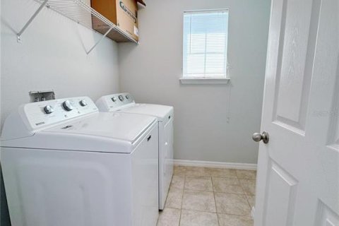 Villa ou maison à louer à Windermere, Floride: 4 chambres, 193.89 m2 № 2401196 - photo 30