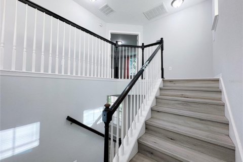 Villa ou maison à louer à Windermere, Floride: 4 chambres, 193.89 m2 № 2401196 - photo 16