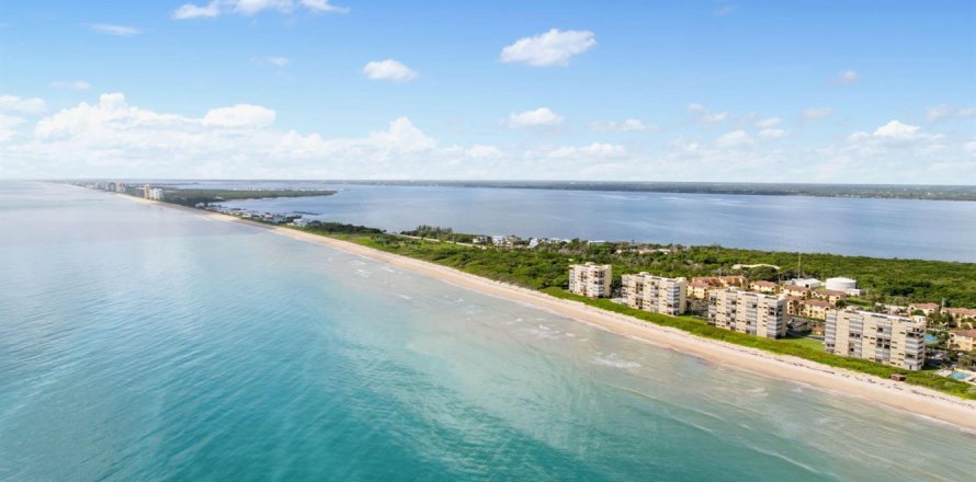 Condo à Jensen Beach, Floride, 2 chambres  № 2271405