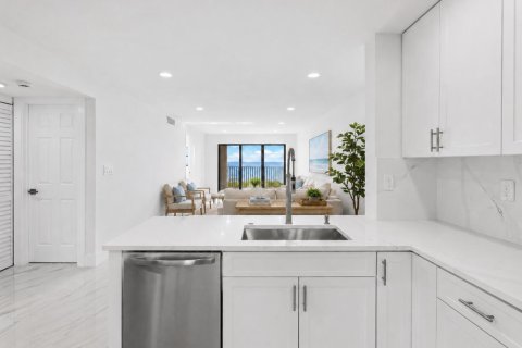 Copropriété à vendre à Jensen Beach, Floride: 2 chambres, 97.83 m2 № 2271405 - photo 3