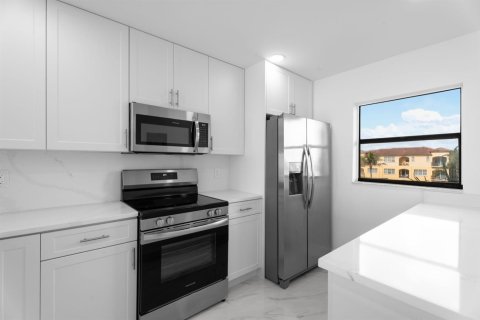 Copropriété à vendre à Jensen Beach, Floride: 2 chambres, 97.83 m2 № 2271405 - photo 4