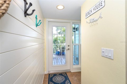 Condo in Placida, Florida, 3 bedrooms № 2098558 - photo 5