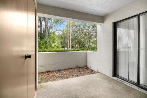 Condo in Oldsmar, Florida, 2 bedrooms № 2221759 - photo 12