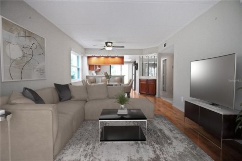 Condo in Oldsmar, Florida, 2 bedrooms № 2221759 - photo 6