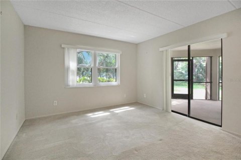 Condo in Oldsmar, Florida, 2 bedrooms № 2221759 - photo 18