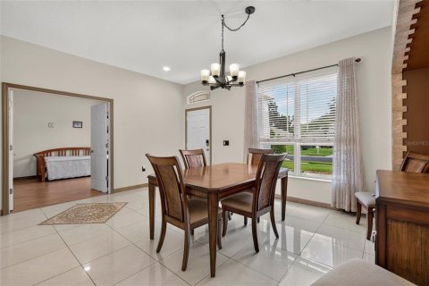House in Wesley Chapel, Florida 3 bedrooms, 200.67 sq.m. № 2167430 - photo 4