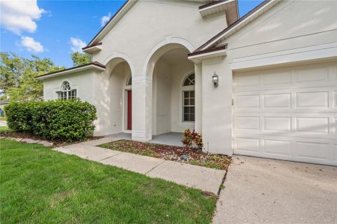 Villa ou maison à louer à Riverview, Floride: 4 chambres, 215.63 m2 № 1826615 - photo 2