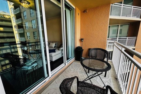 Condominio en alquiler en Sarasota, Florida, 2 dormitorios, 108.23 m2 № 1552513 - foto 21