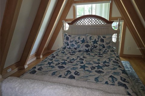 House in Eustis, Florida 3 bedrooms, 167.78 sq.m. № 2234440 - photo 30