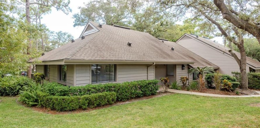 House in Palm Harbor, Florida 2 bedrooms, 116.87 sq.m. № 1877329