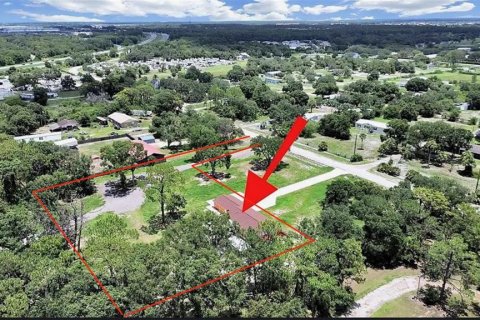 House in Ruskin, Florida 5 bedrooms, 172.89 sq.m. № 2322438 - photo 3