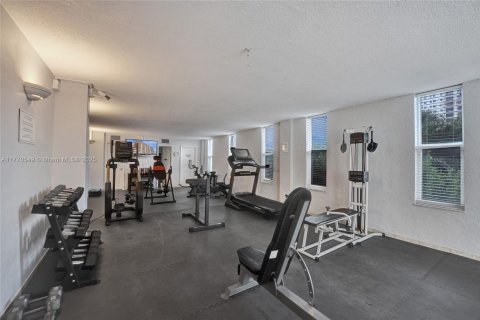 Condo in Hollywood, Florida, 1 bedroom  № 1696292 - photo 26