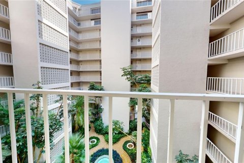 Купить кондоминиум в Клируотер, Флорида 5 комнат, 134.71м2, № 2217807 - фото 5