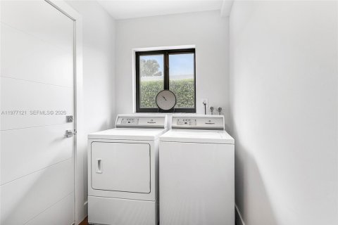 Villa ou maison à vendre à Pompano Beach, Floride: 3 chambres, 179.67 m2 № 2041853 - photo 28