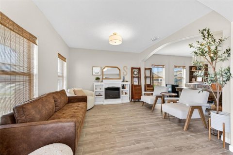 Villa ou maison à vendre à Melbourne, Floride: 4 chambres, 256.5 m2 № 2148145 - photo 5