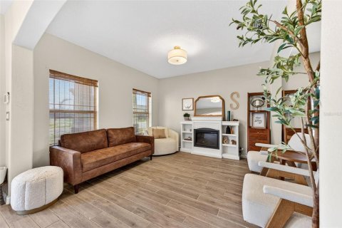 Villa ou maison à vendre à Melbourne, Floride: 4 chambres, 256.5 m2 № 2148145 - photo 6