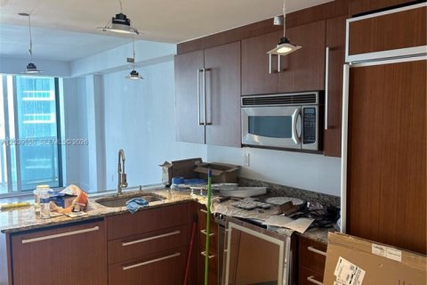 Condo in Bal Harbour, Florida  № 2089573 - photo 8