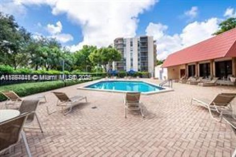 Copropriété à vendre à Aventura, Floride: 2 chambres, 92.34 m2 № 1872458 - photo 24