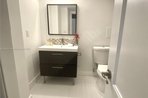 Copropriété à vendre à Aventura, Floride: 2 chambres, 92.34 m2 № 1872458 - photo 14